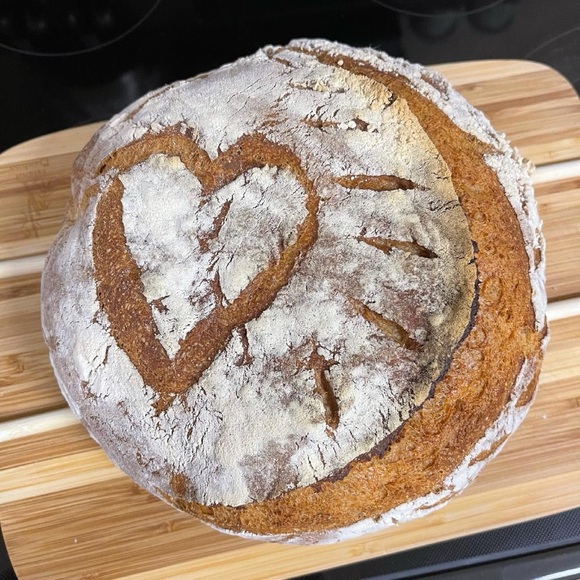 Meet your Posher, Nina - Picture 4 of 4